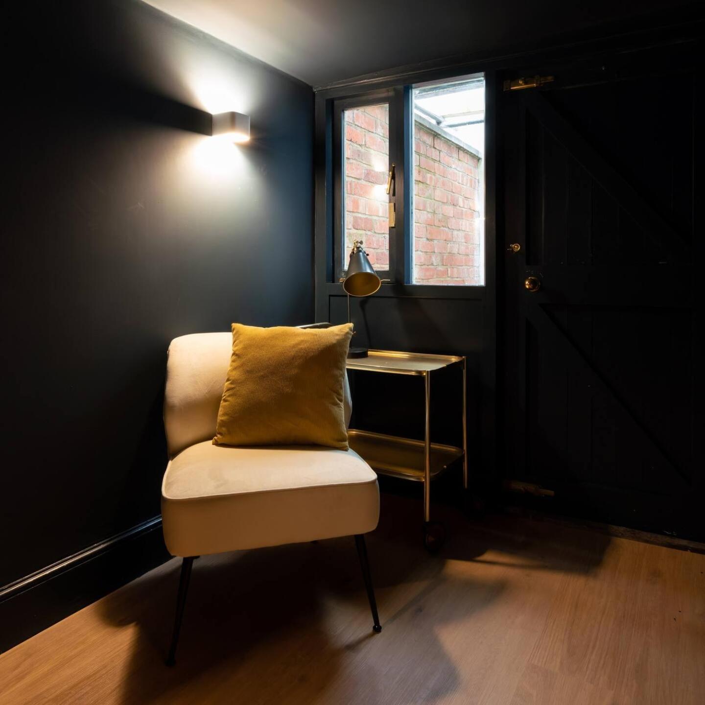 Villa Pass The Keys Stylish Grade II Listed House Cheltenham Esterno foto